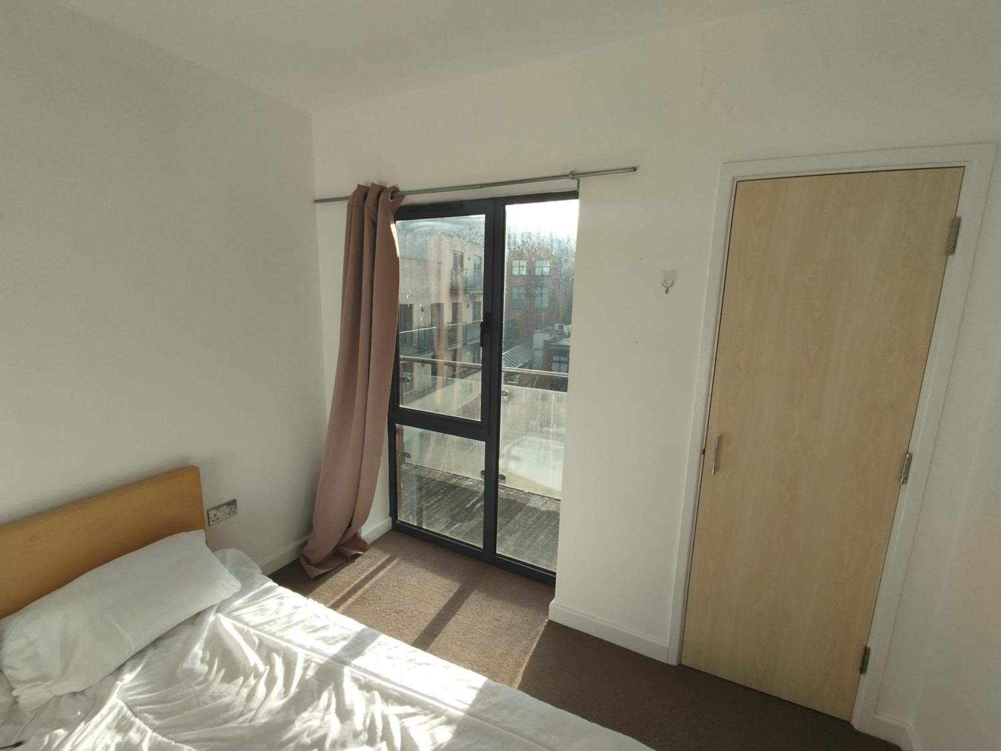 Room In Cardiff City Center - Swiftstay Екстериор снимка